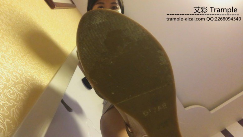 184008bylzy4j8j8q864y4.jpg