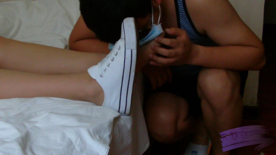 083728s5zkejjmjj580ubj.jpg