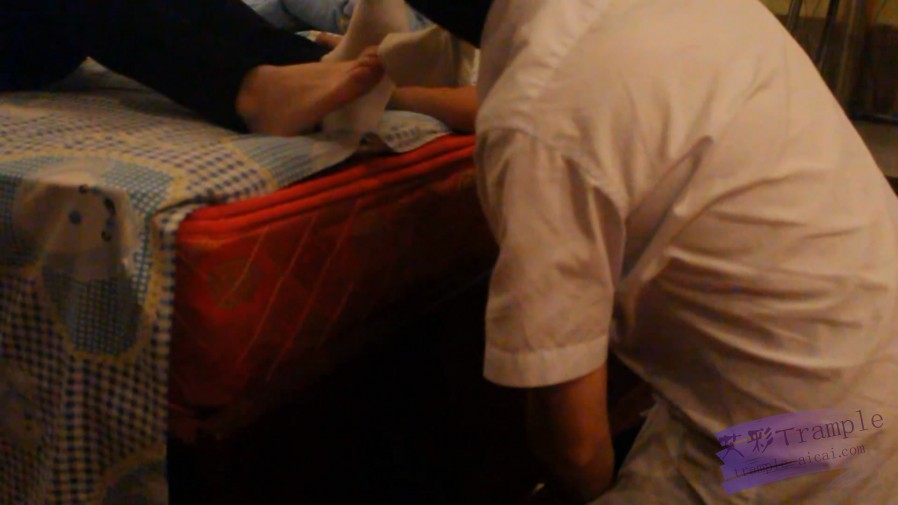 2239063doswpsaapsuuyzf.jpg