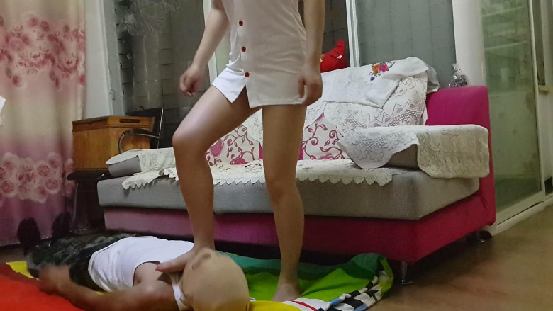 072918zeh18il8zi1u7eur.jpg