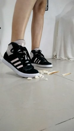 144255khnix24hik359qqk.jpg