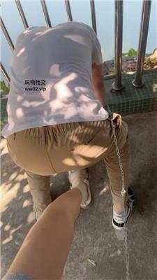 212728skcyfbek4r58xees.jpg