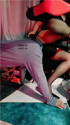 213018w6uy6d1lwhuli1hy.jpg