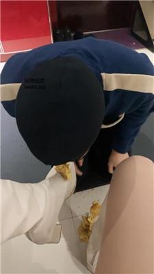 112557fz1qn4ku4unwy4kc.jpg